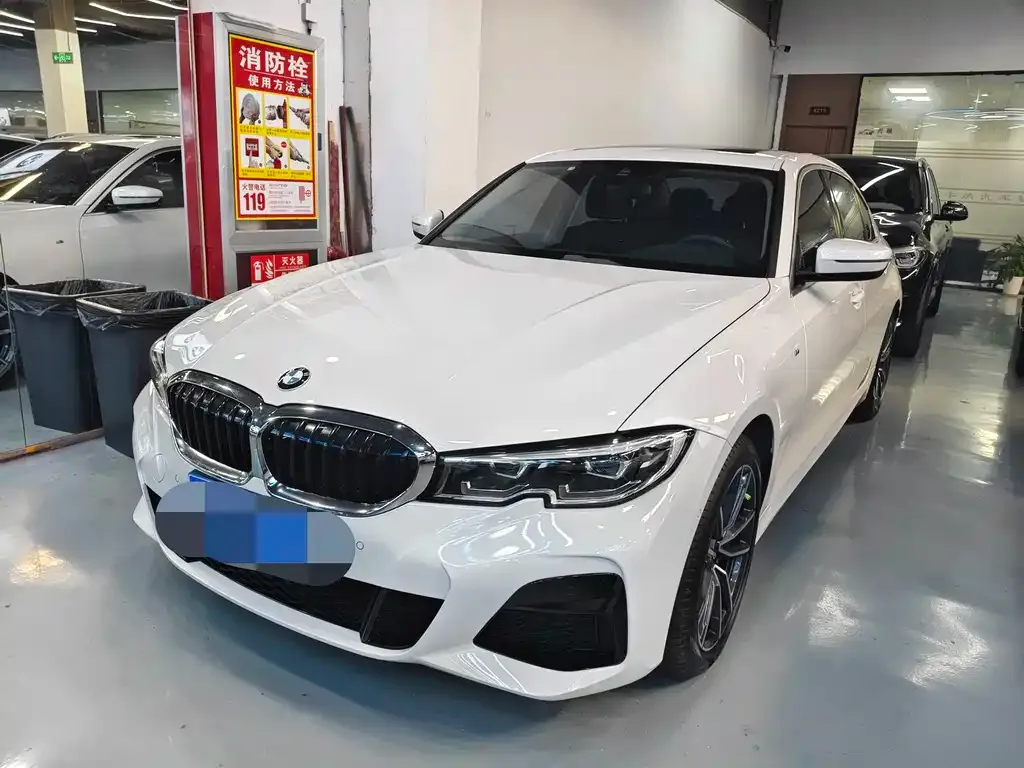 BMW 3 Series 325Li xDrive M Sport 1