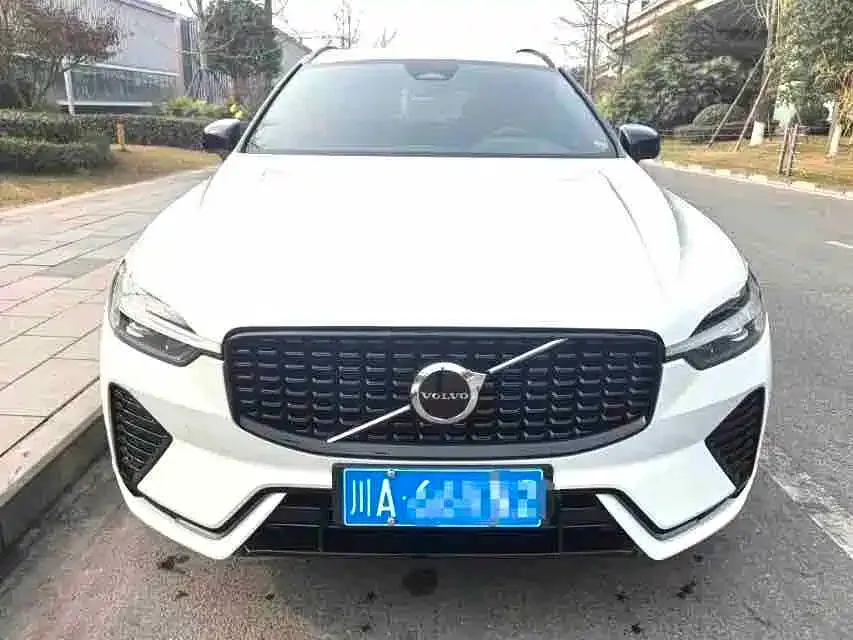 Volvo XC60 2024 из CN, фото 7