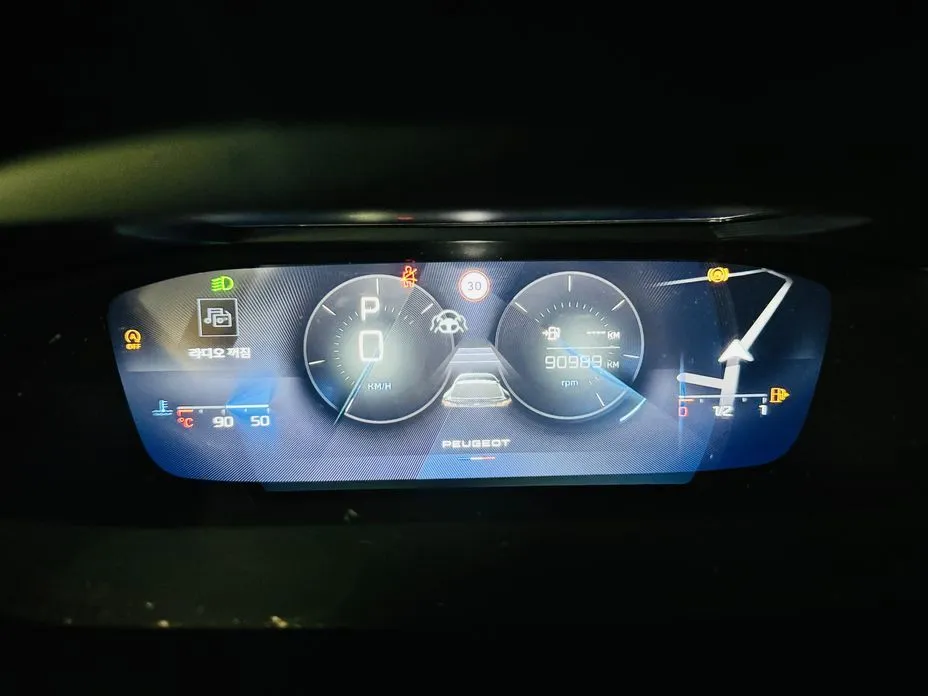 Peugeot 408 2023 из KR, фото 2