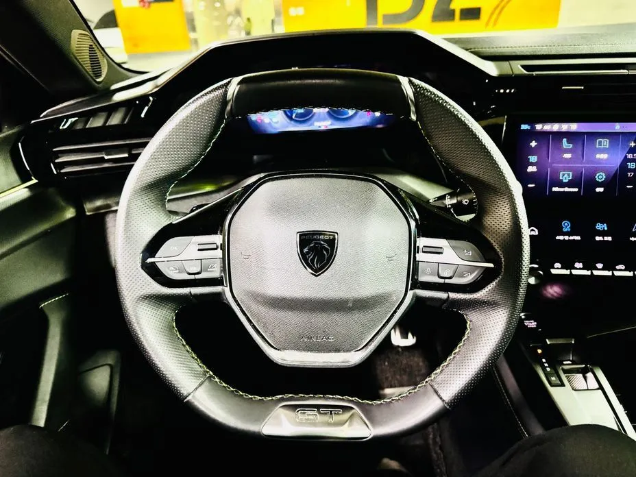 Peugeot 408 2023 из KR, фото 3