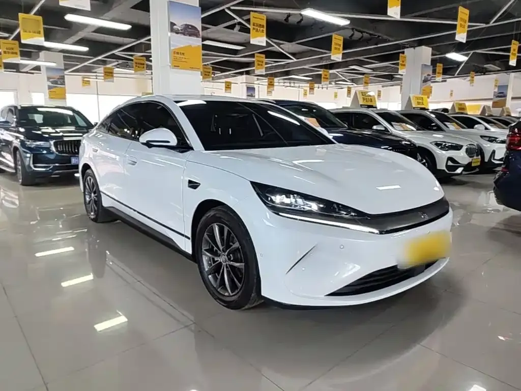 BYD Qin L — фото 8