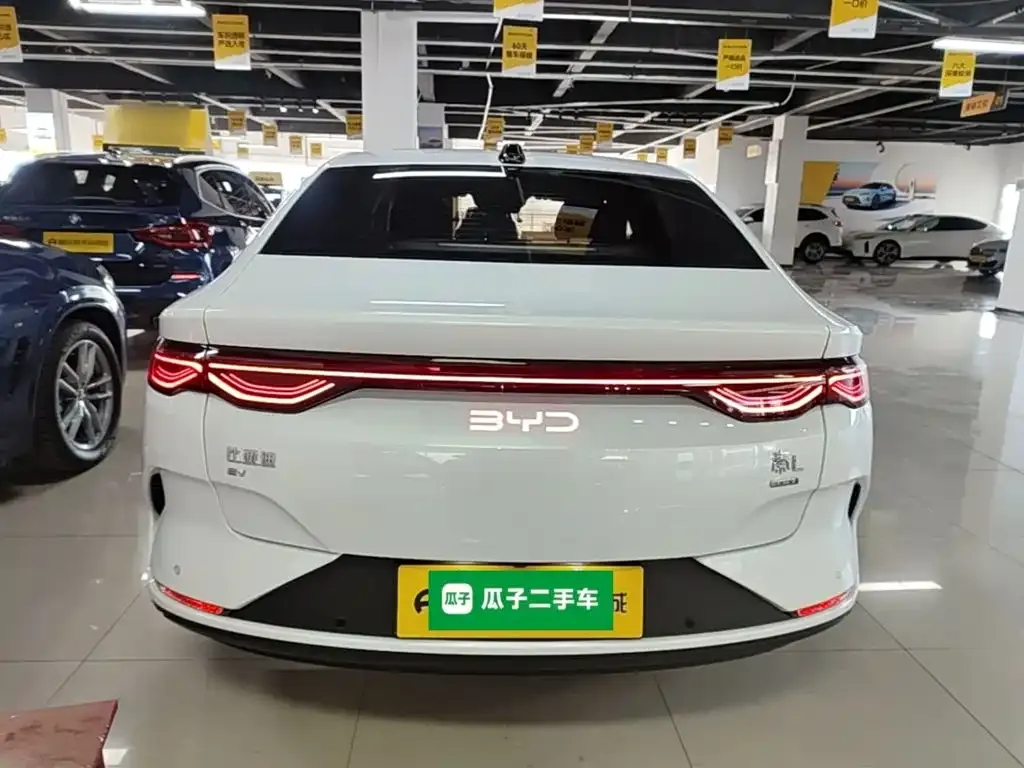 BYD Qin L — фото 9