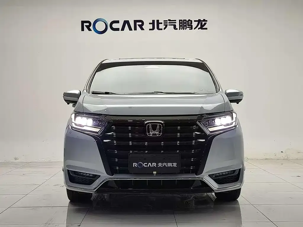 Honda Elysion 2024 из CN, фото 10