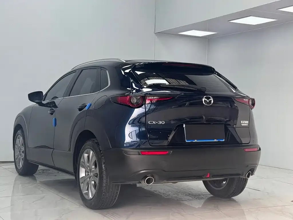 Mazda CX-30 — фото 4