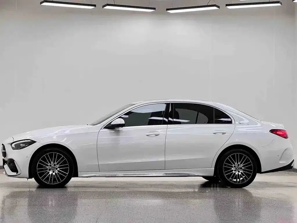 Mercedes-Benz C-Class — фото 10