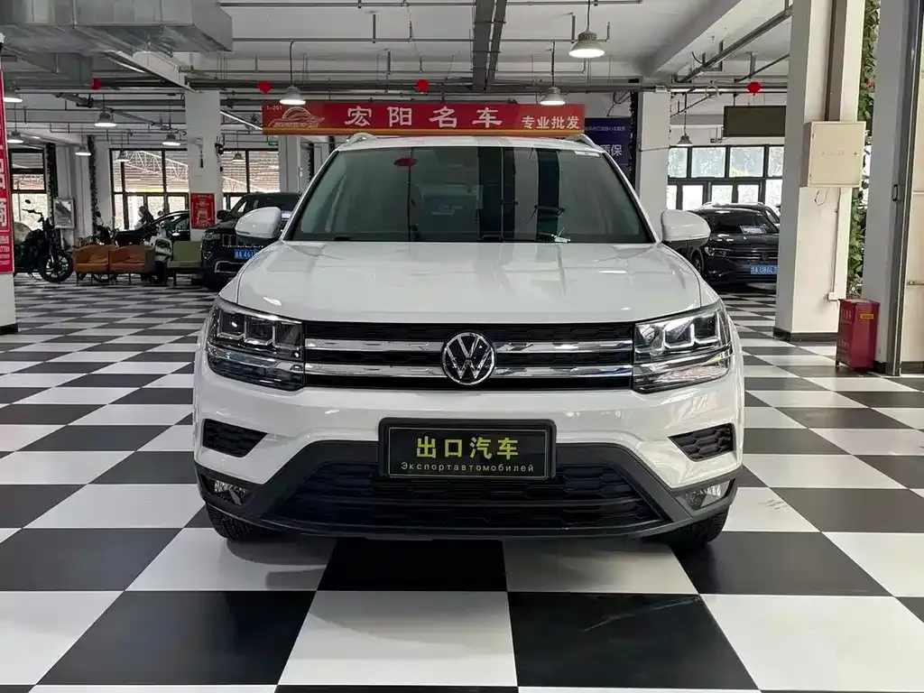 Volkswagen Tharu — фото 8