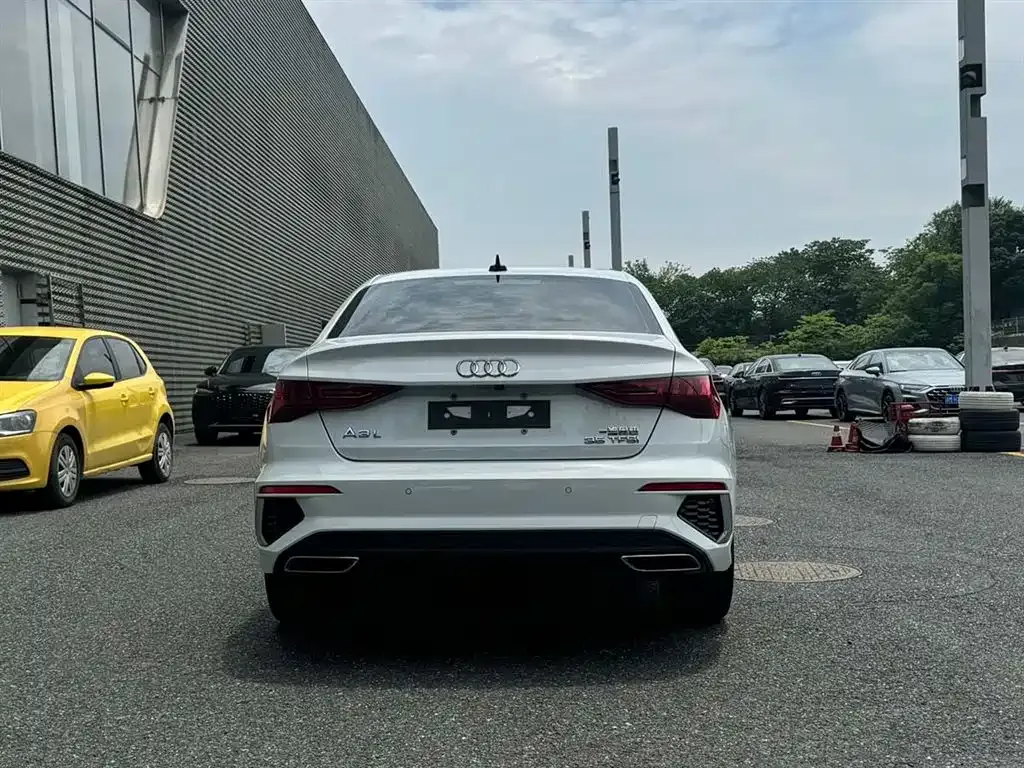 Audi A3 — фото 9