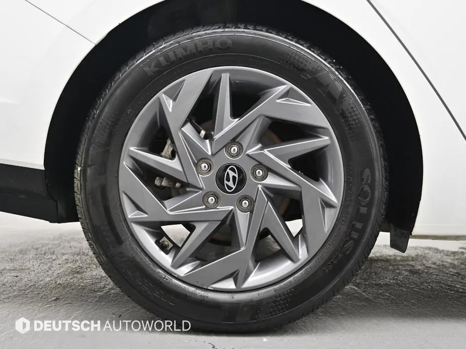 Hyundai AVANTE — фото 3