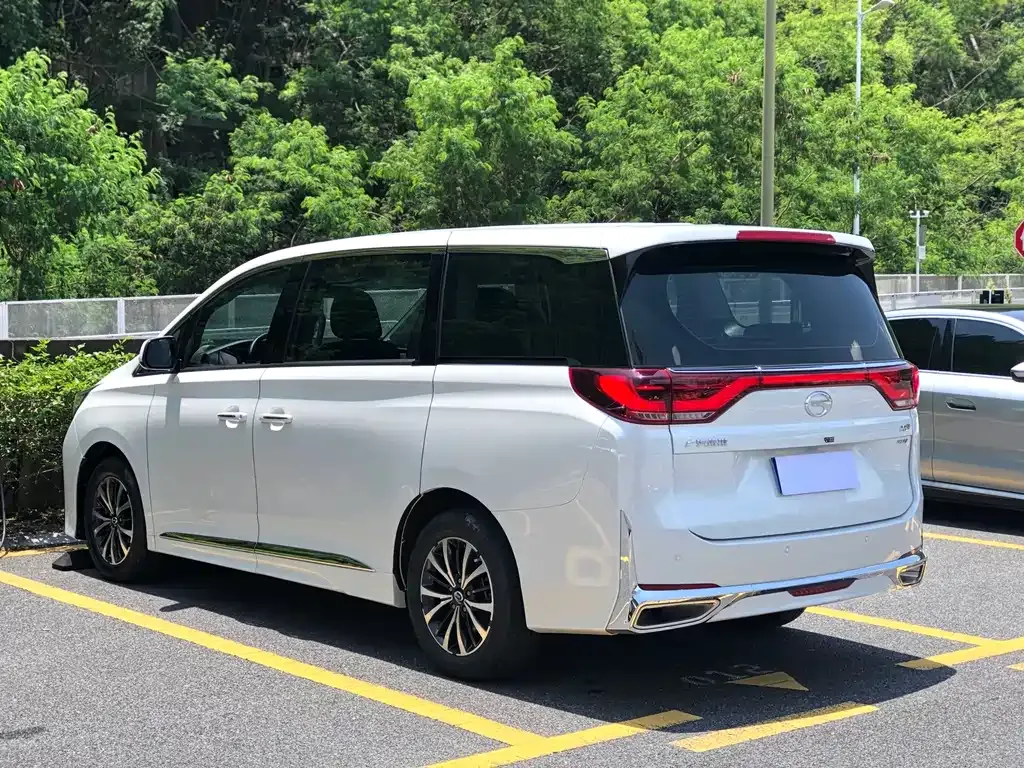 GAC Motor Trumpchi M8 — фото 6