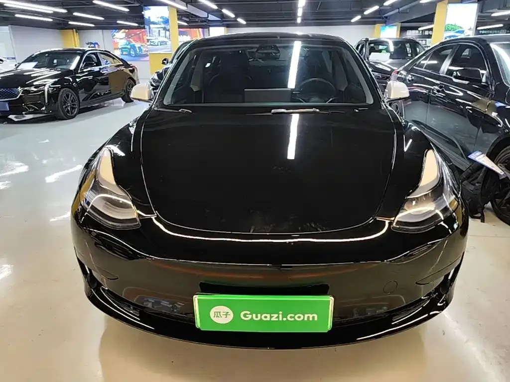 Tesla Model 3 — фото 4