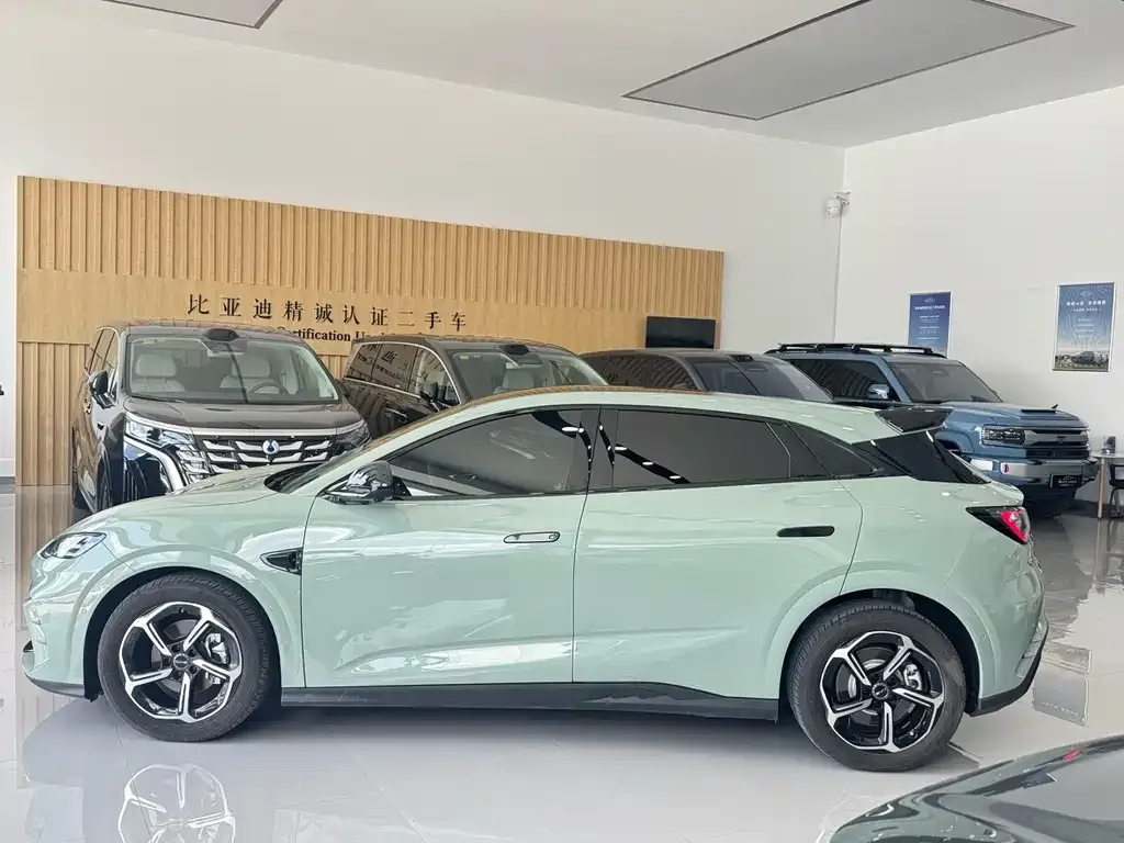 BYD Seal 06GT — фото 10