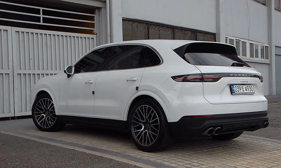 Porsche Cayenne 2023 из KR, фото 2