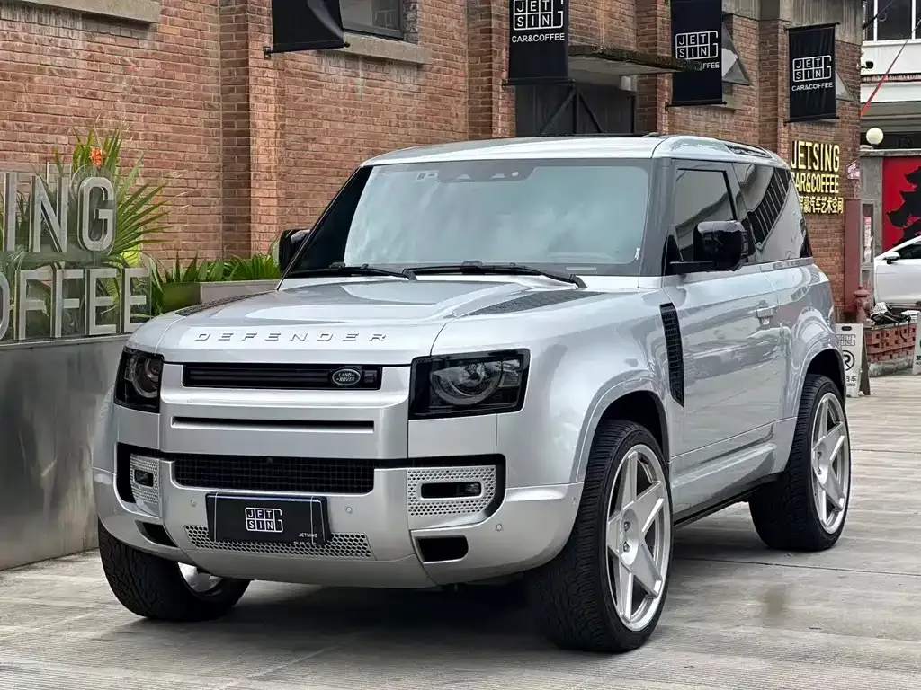 Land Rover Defender — фото 7