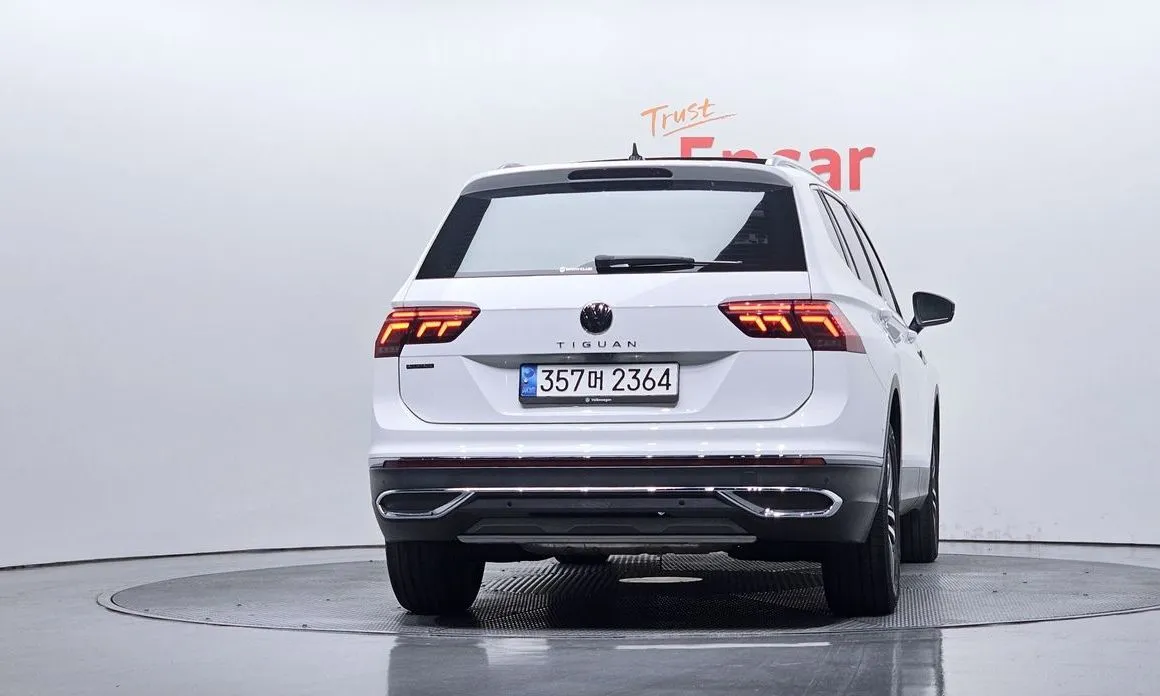 Volkswagen Tiguan — фото 6