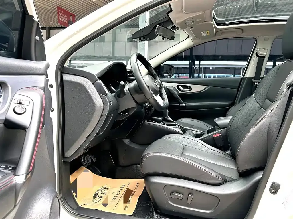 Nissan Qashqai — фото 5