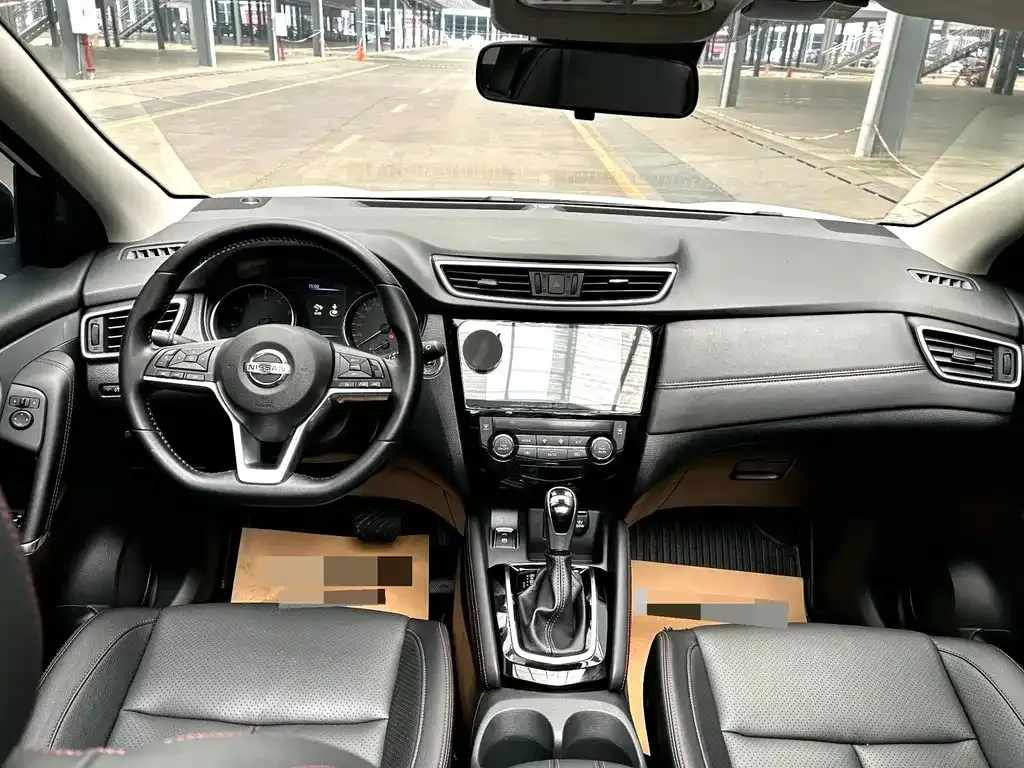 Nissan Qashqai — фото 6