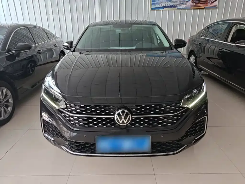 Volkswagen Passat — фото 4