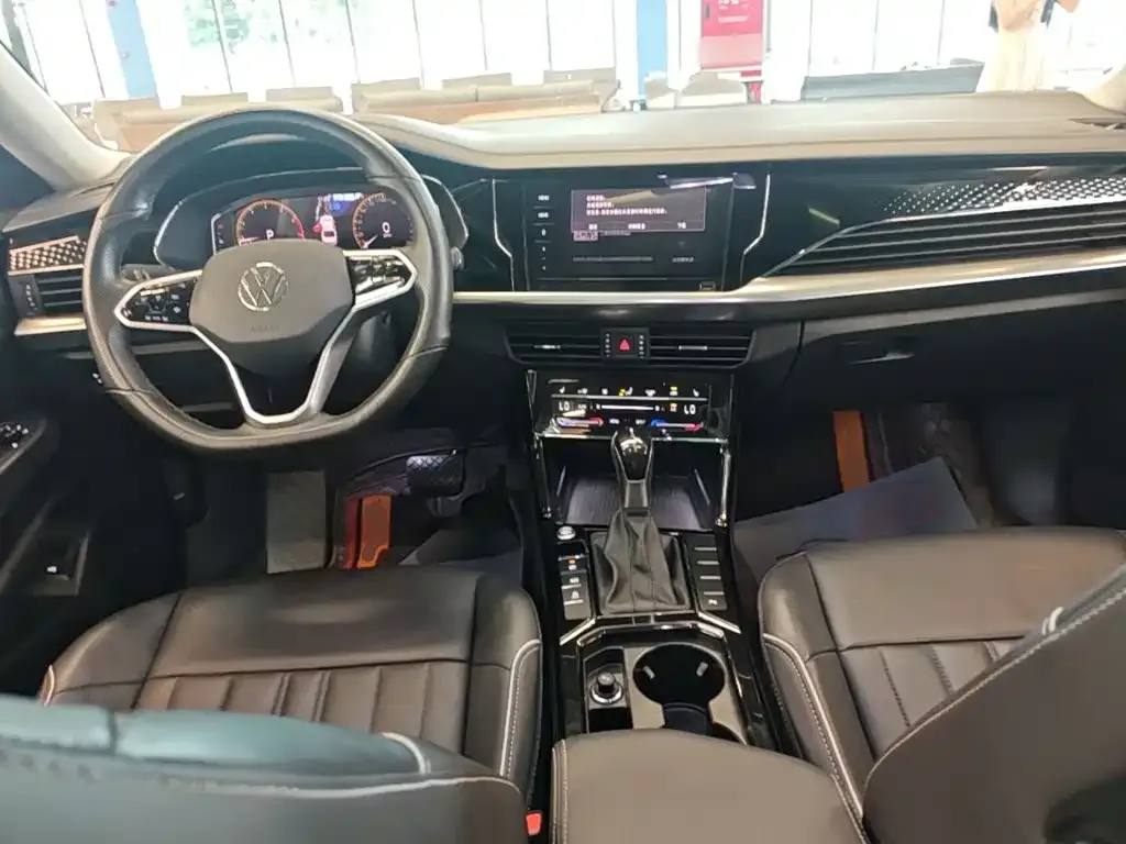 Volkswagen Passat — фото 6