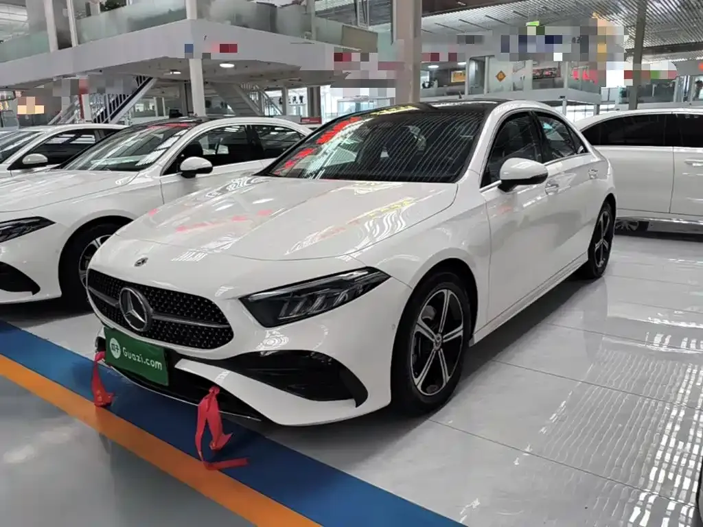 Mercedes-Benz A-Class — фото 1