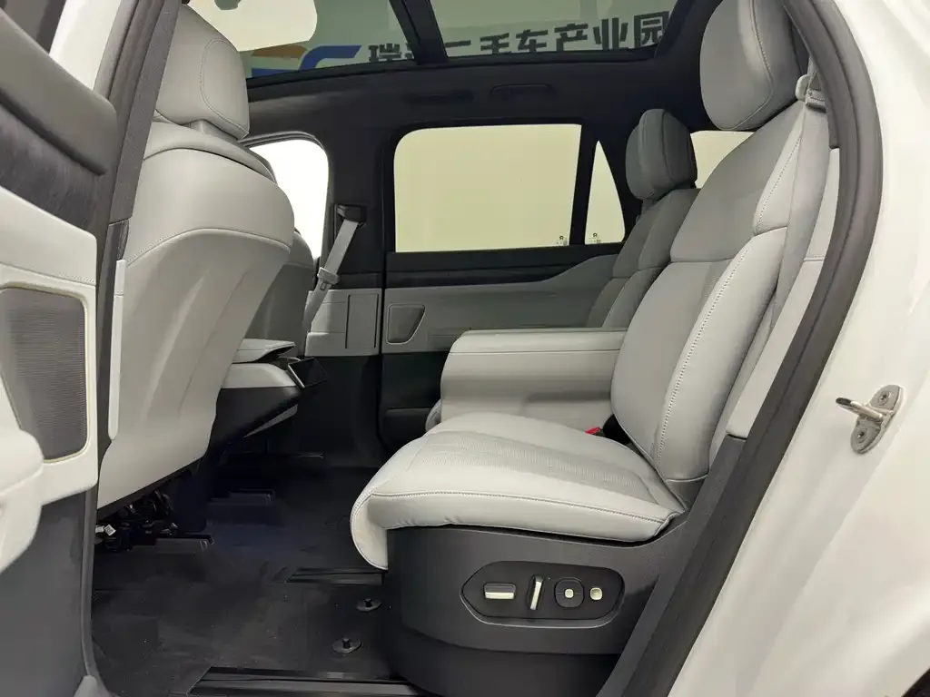 NIO ES8 — фото 4