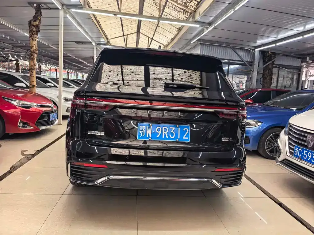 Geely Xingyue L — фото 4