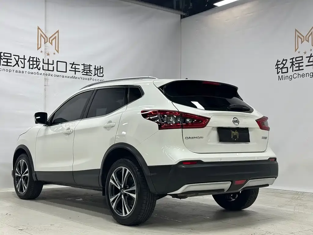 Nissan Qashqai — фото 6