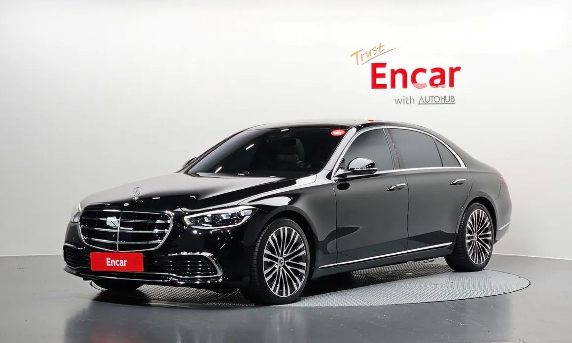 Mercedes-Benz S-Class — фото 1