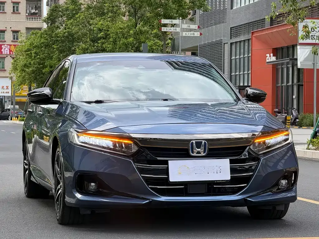Honda Accord — фото 5