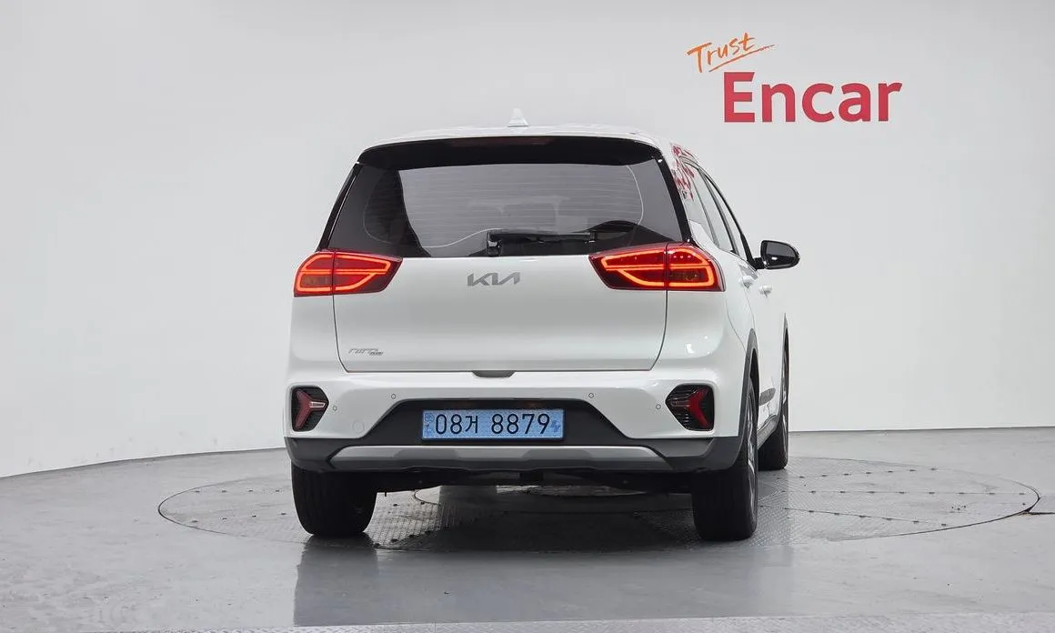 Kia Niro — фото 10