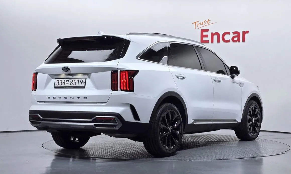 Kia Sorento — фото 5