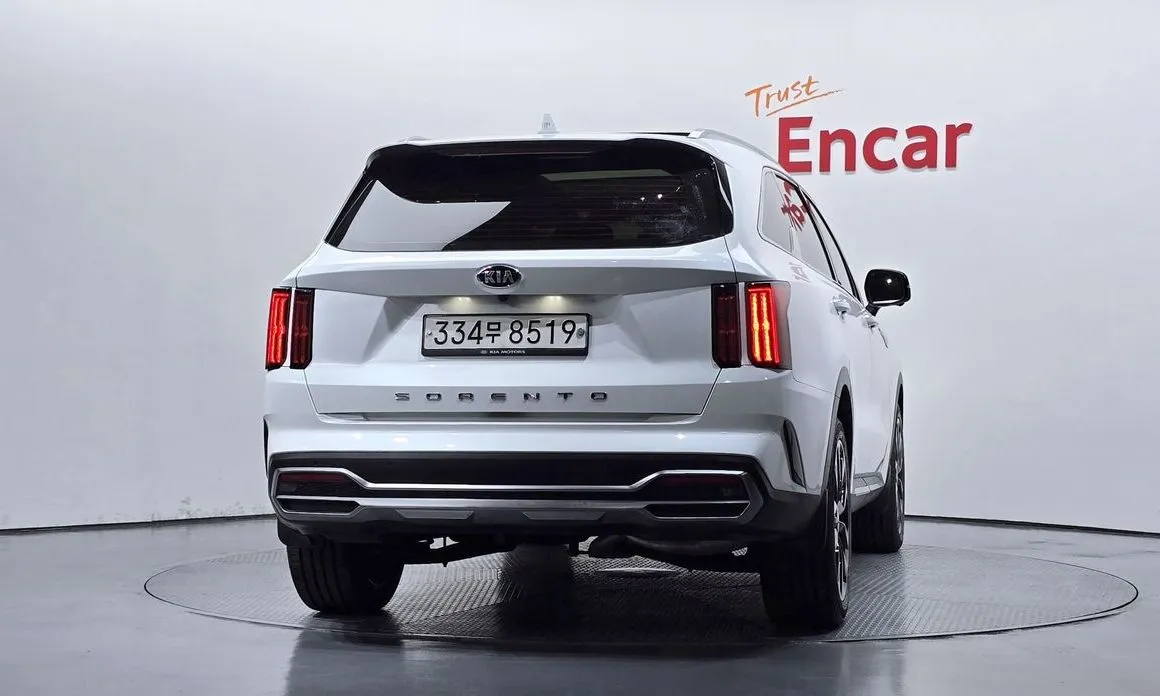 Kia Sorento — фото 4