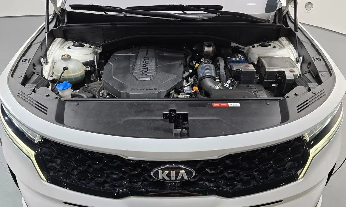 Kia Sorento — фото 9
