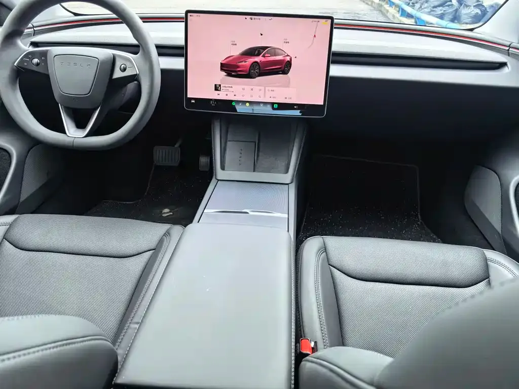 Tesla Model 3 — фото 5