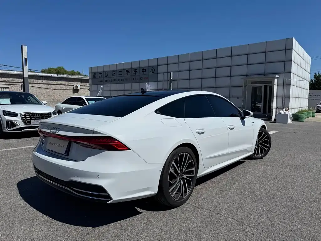 Audi A7 — фото 4