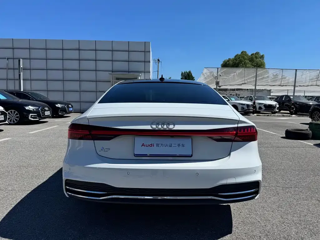 Audi A7 — фото 6