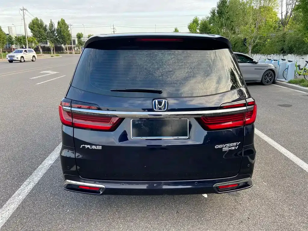 Honda Odyssey — фото 7