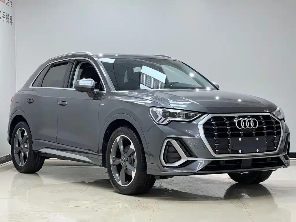 Audi Q3 — фото 6