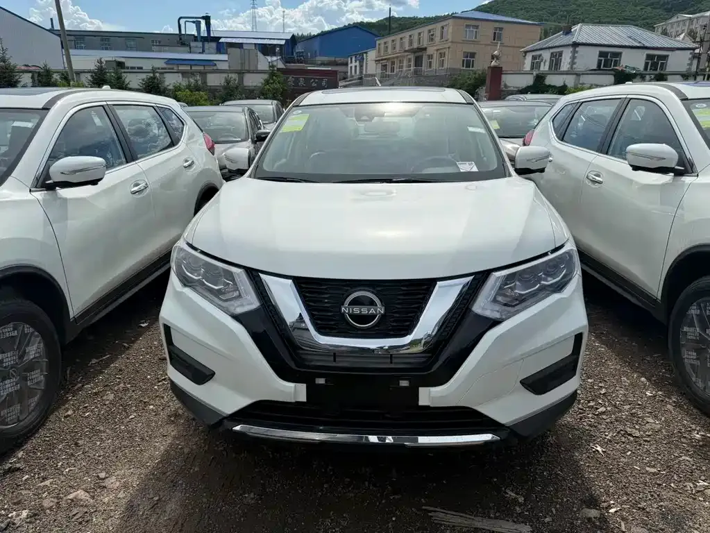 Nissan X-Trail — фото 8