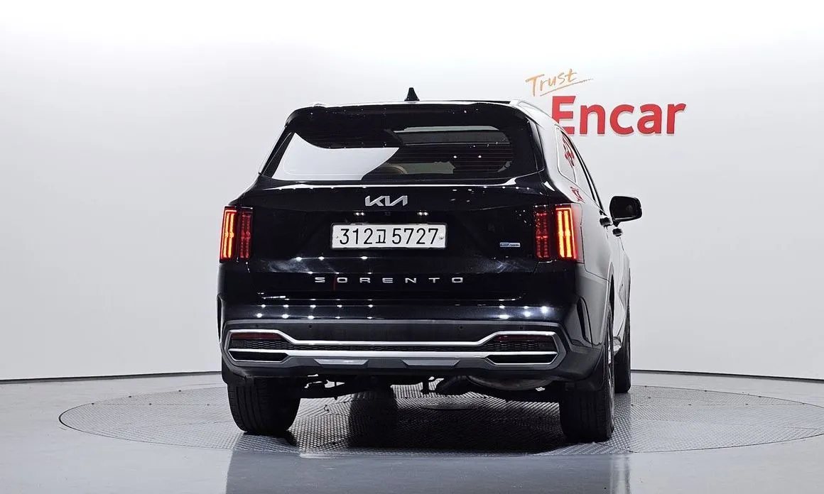 Kia Sorento — фото 3
