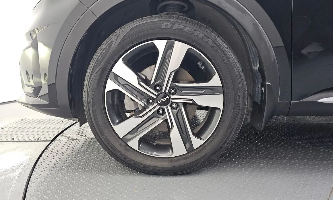 Kia Sorento — фото 10