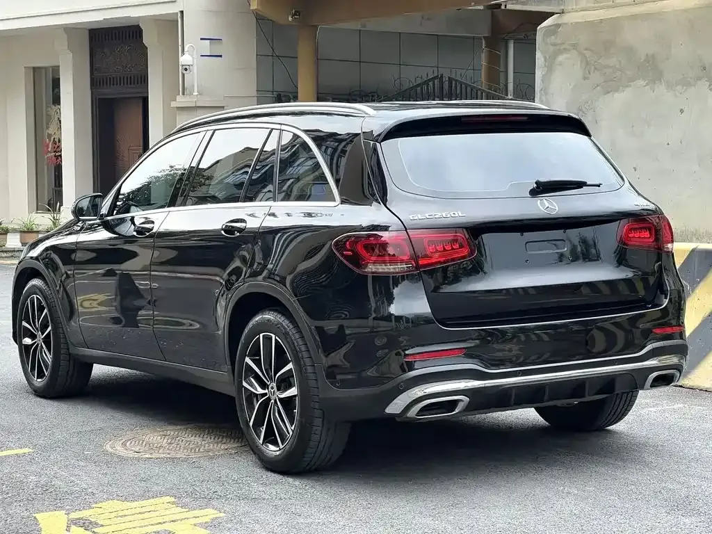 Mercedes-Benz GLC — фото 6