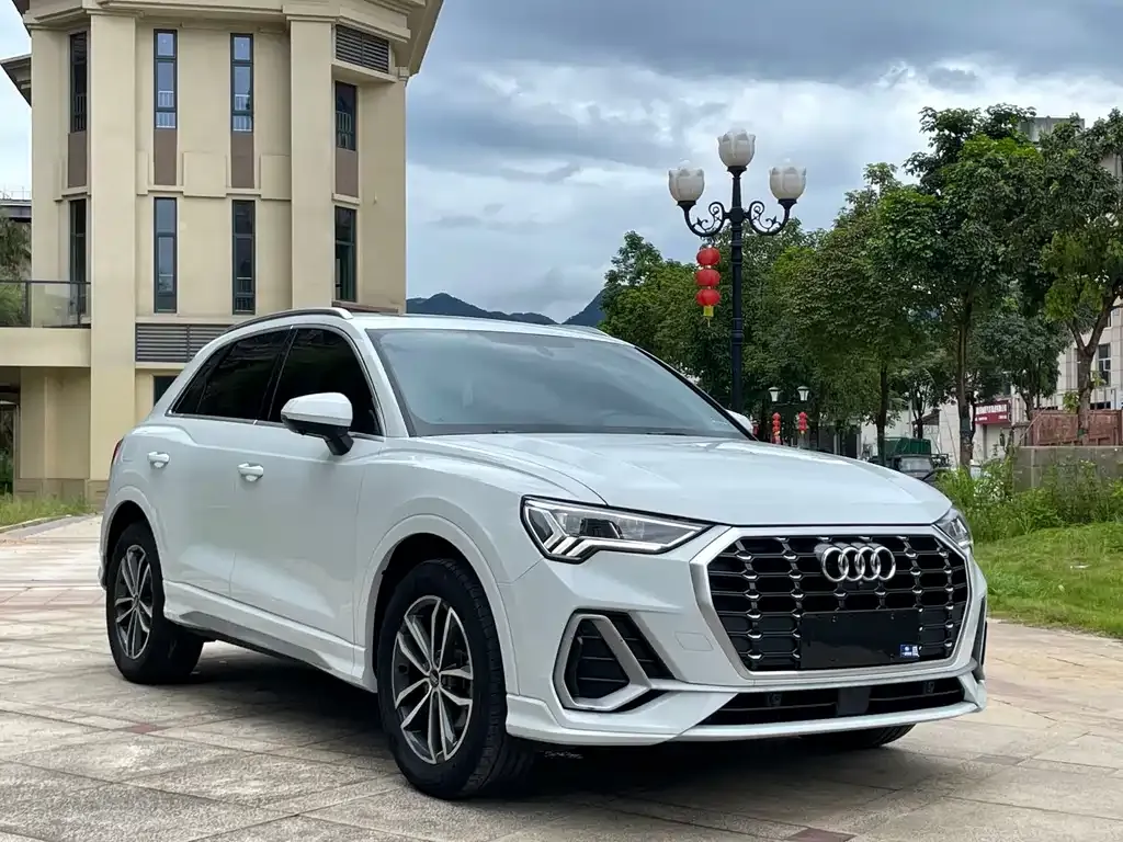 Audi Q3 — фото 6