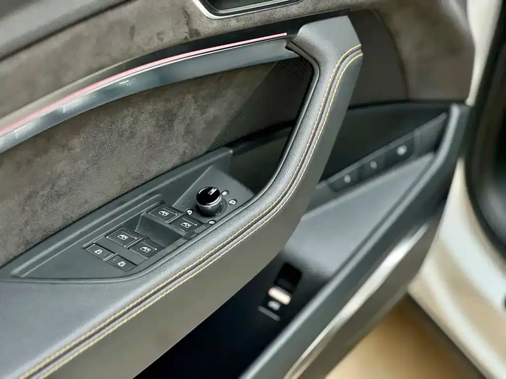 Audi e-tron 2022 из CN, фото 10