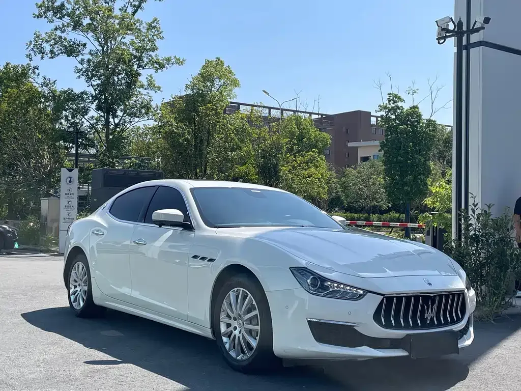 Maserati Ghibli — фото 7