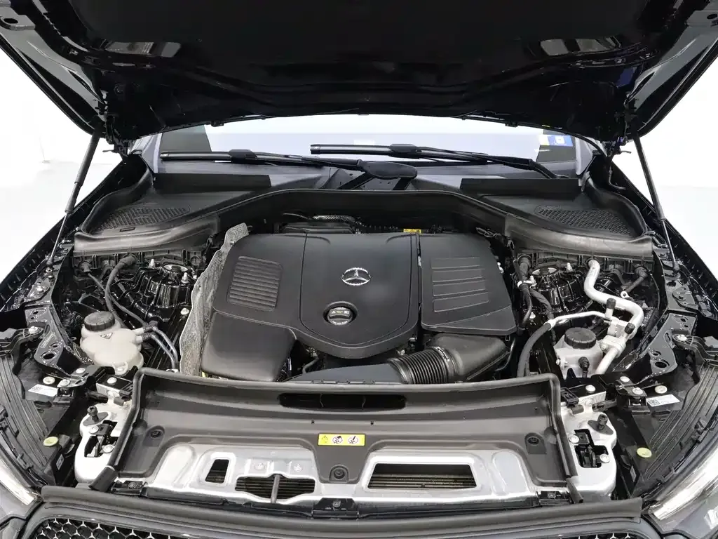 Mercedes-Benz GLC — фото 10