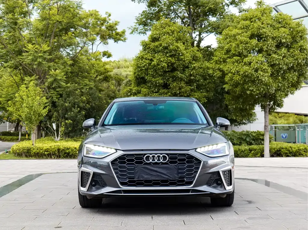 Audi A4L — фото 10
