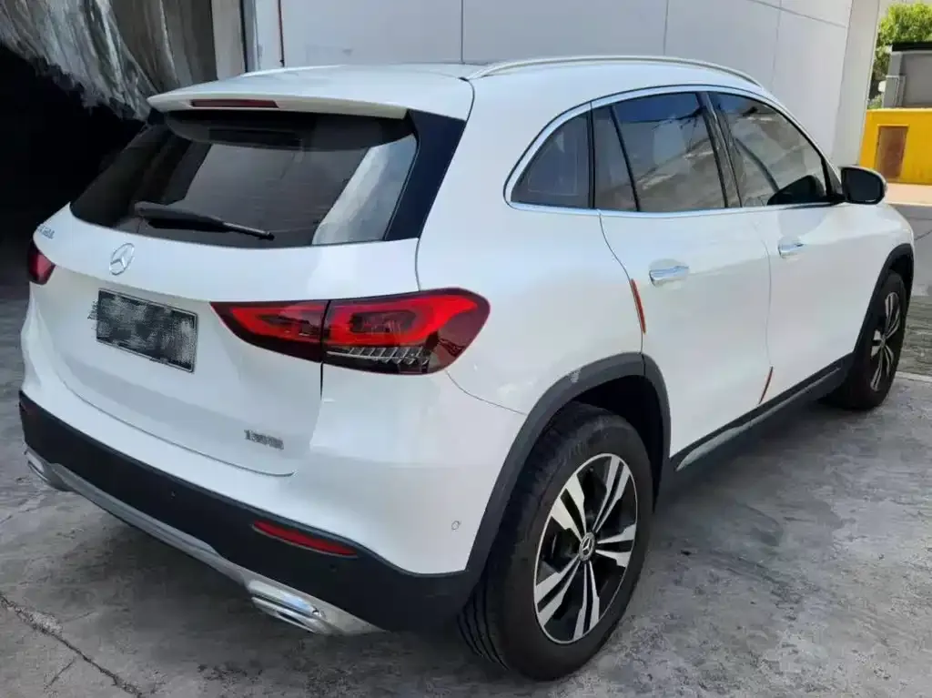 Mercedes-Benz GLA — фото 6