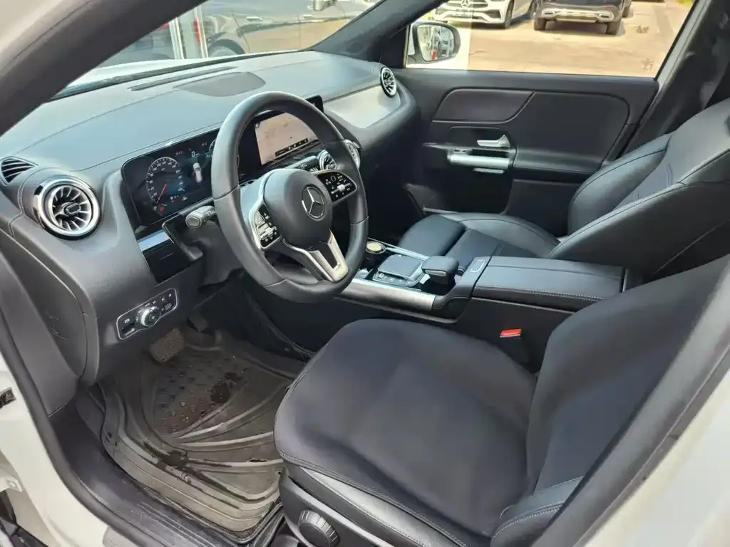Mercedes-Benz GLA — фото 5