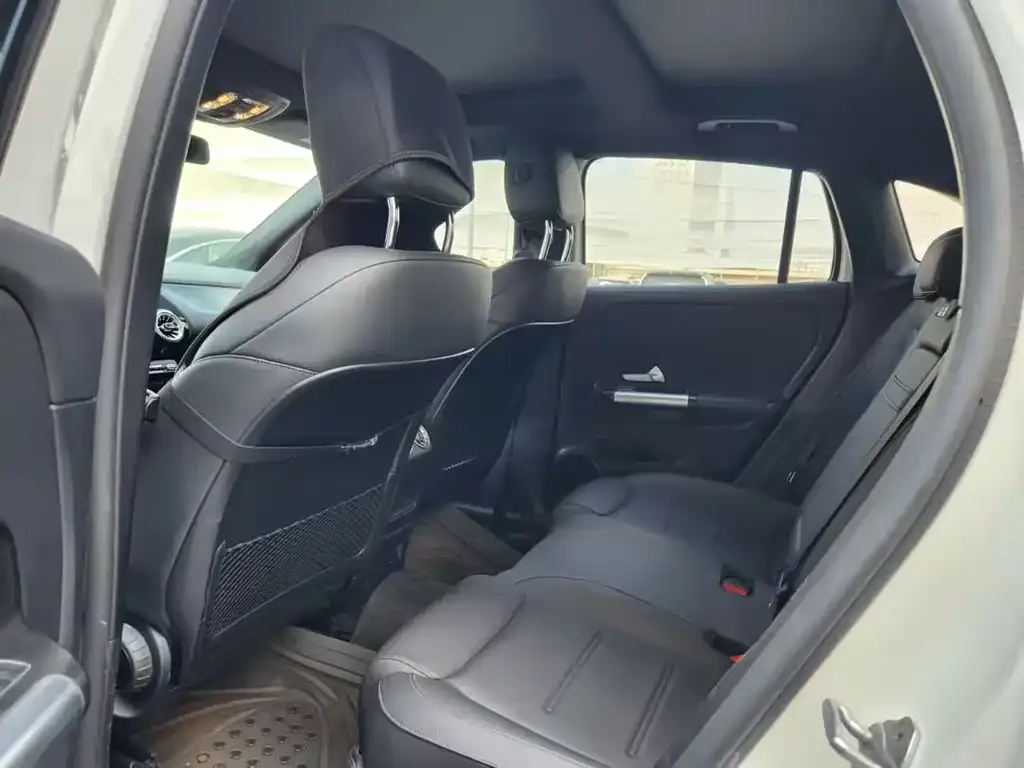 Mercedes-Benz GLA — фото 8