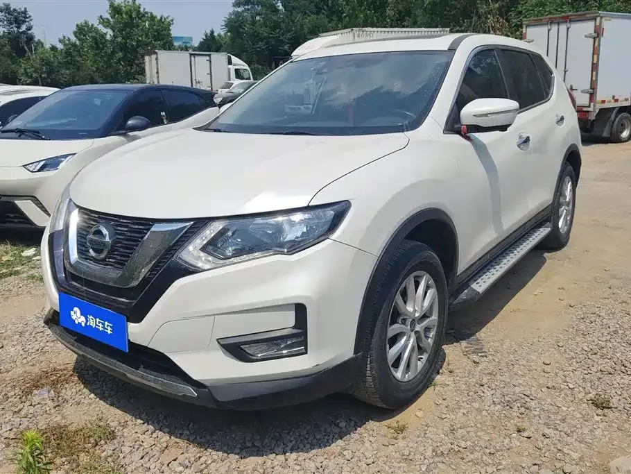 Nissan X-Trail — фото 1